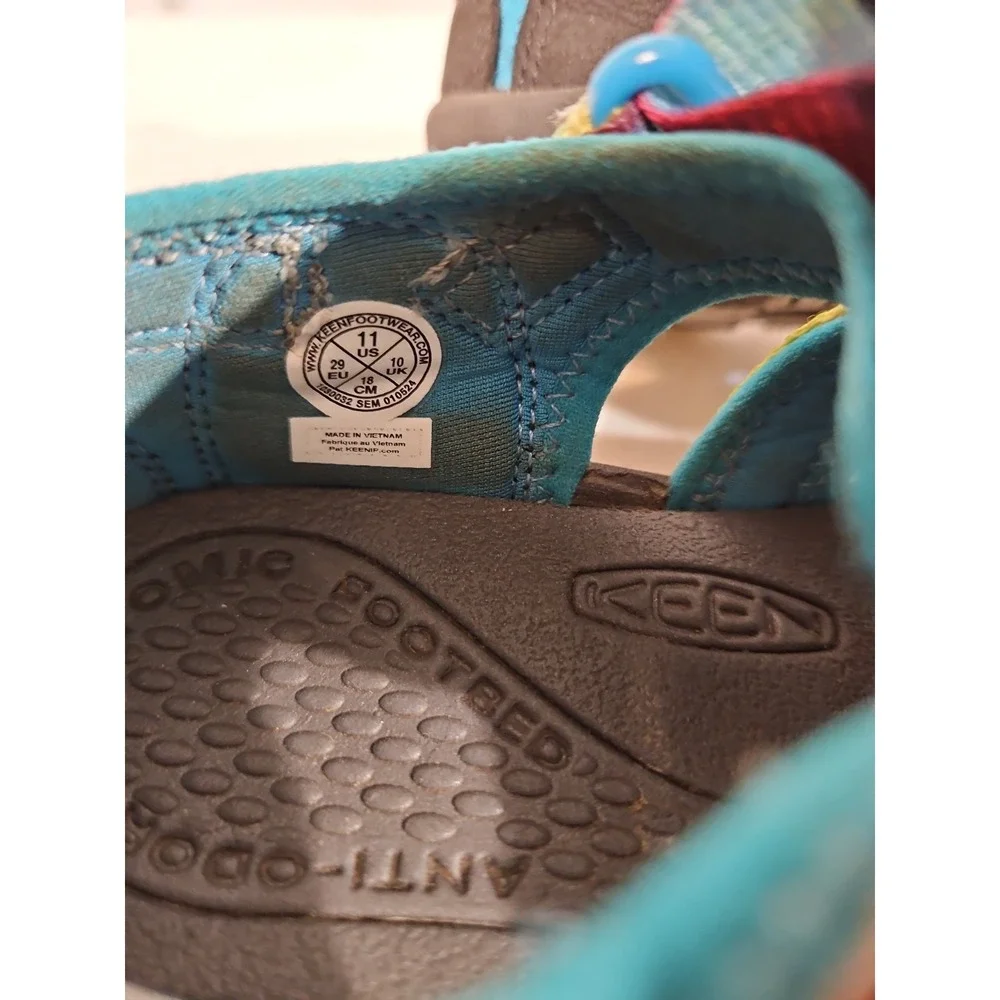 KEEN Newport H2 Tie Dye Rainbow Sandals for Kids Size 11 Washable Sandals